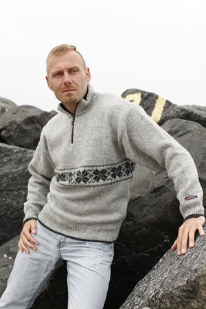 Sweater fra Norge i 100% ren uld