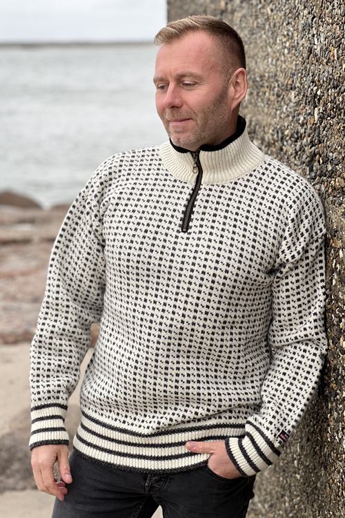 Varme Islandske striktrøjer fra NORWOOL af 100% ren ny uld