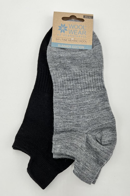 tynde footies af 64% fint merinould fra WOOLWEAR of Scandinavia