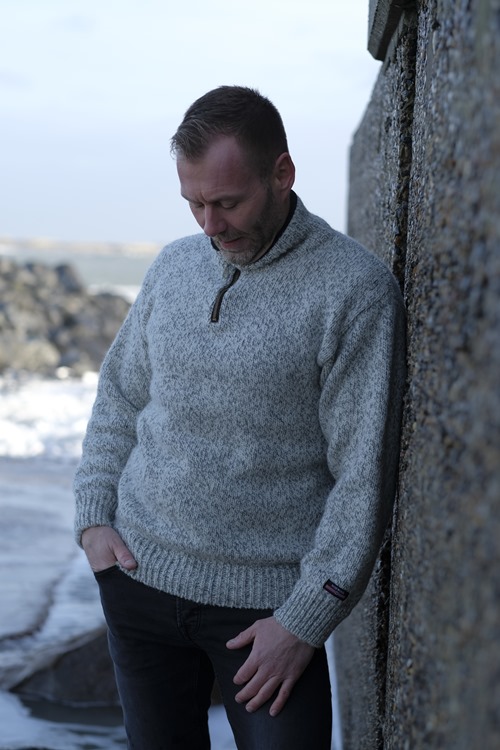Varm norsk striktrøje af 100% uld fra NORWOOL of Norway
