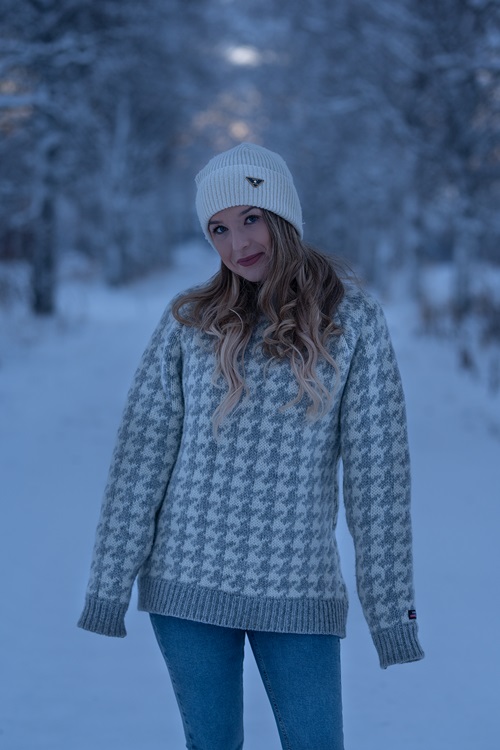 Varme Islandske sweatre sælges her til lave priser nu!