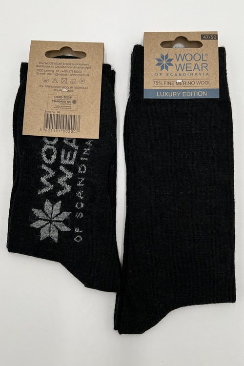 Sorte Merinouldsokker af 75% fine merinould fra WOOLWEAR of Scandinavia
