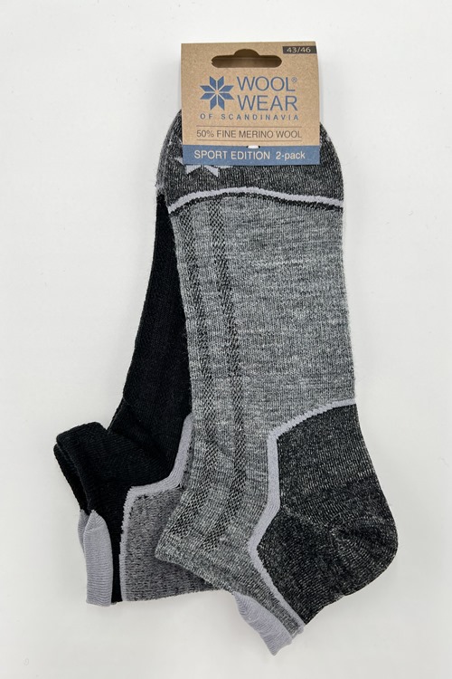 tynde sneaker sokker af 50% fint merinould fra WOOLWEAR of Scandinavia